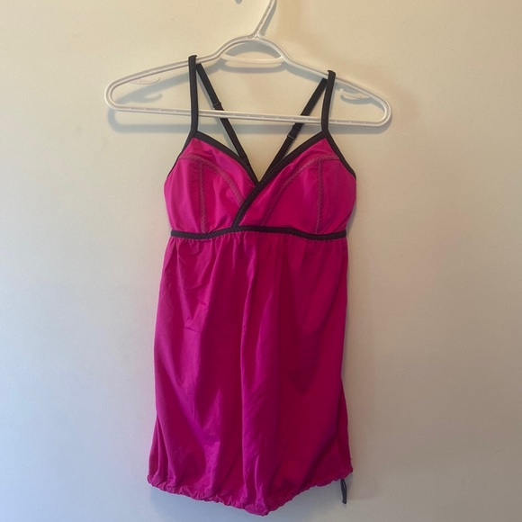 Lululemon tank, size 4 - Picture 1 of 2
